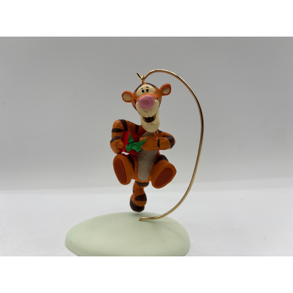 Hallmark Keepsake Dated 1991 Vintage Tigger Ornament Winnie the Pooh Collection